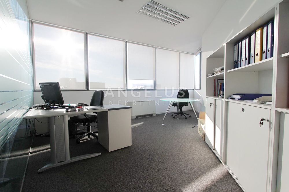 180m², Office, 1 Floor