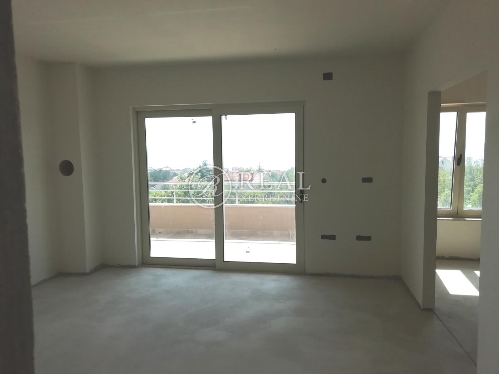 4 rooms, Apartment, 105m²