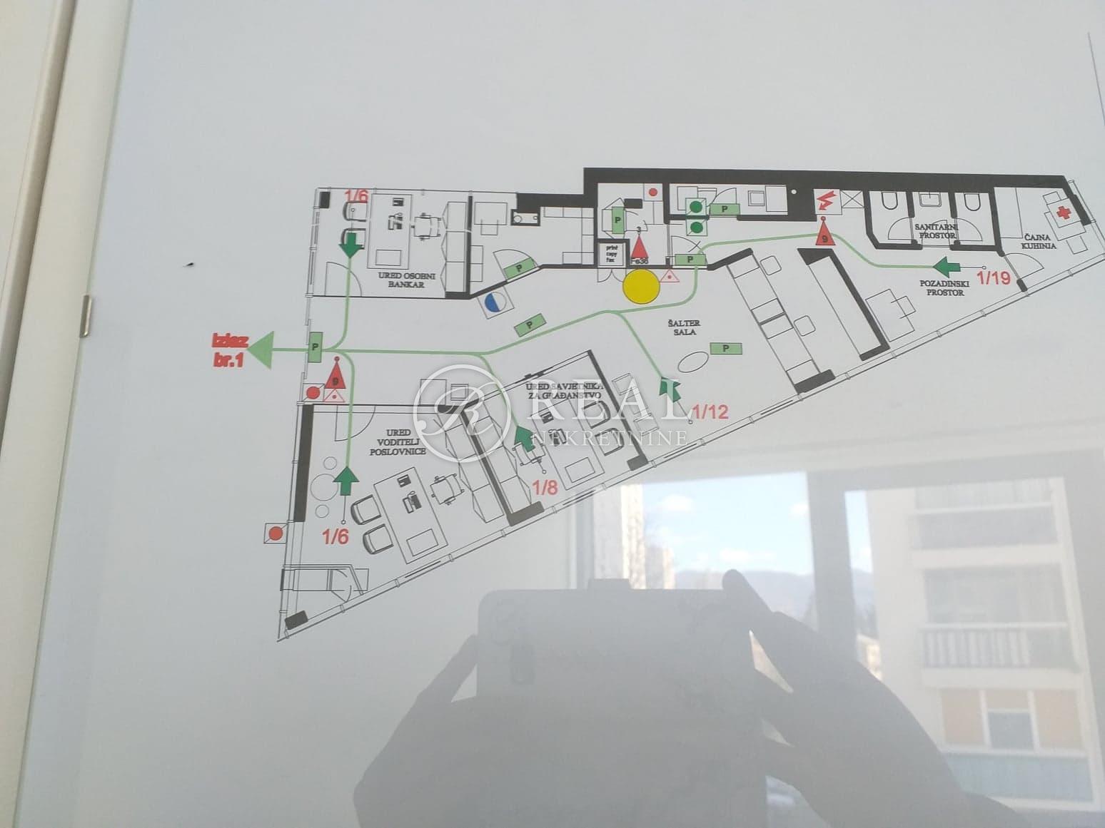 125m², Office, 1 Floor
