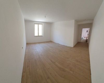 5 rooms, Apartment, 130m², 1 Floor