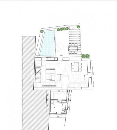 Kuća, 150m², Zemljište 40m²