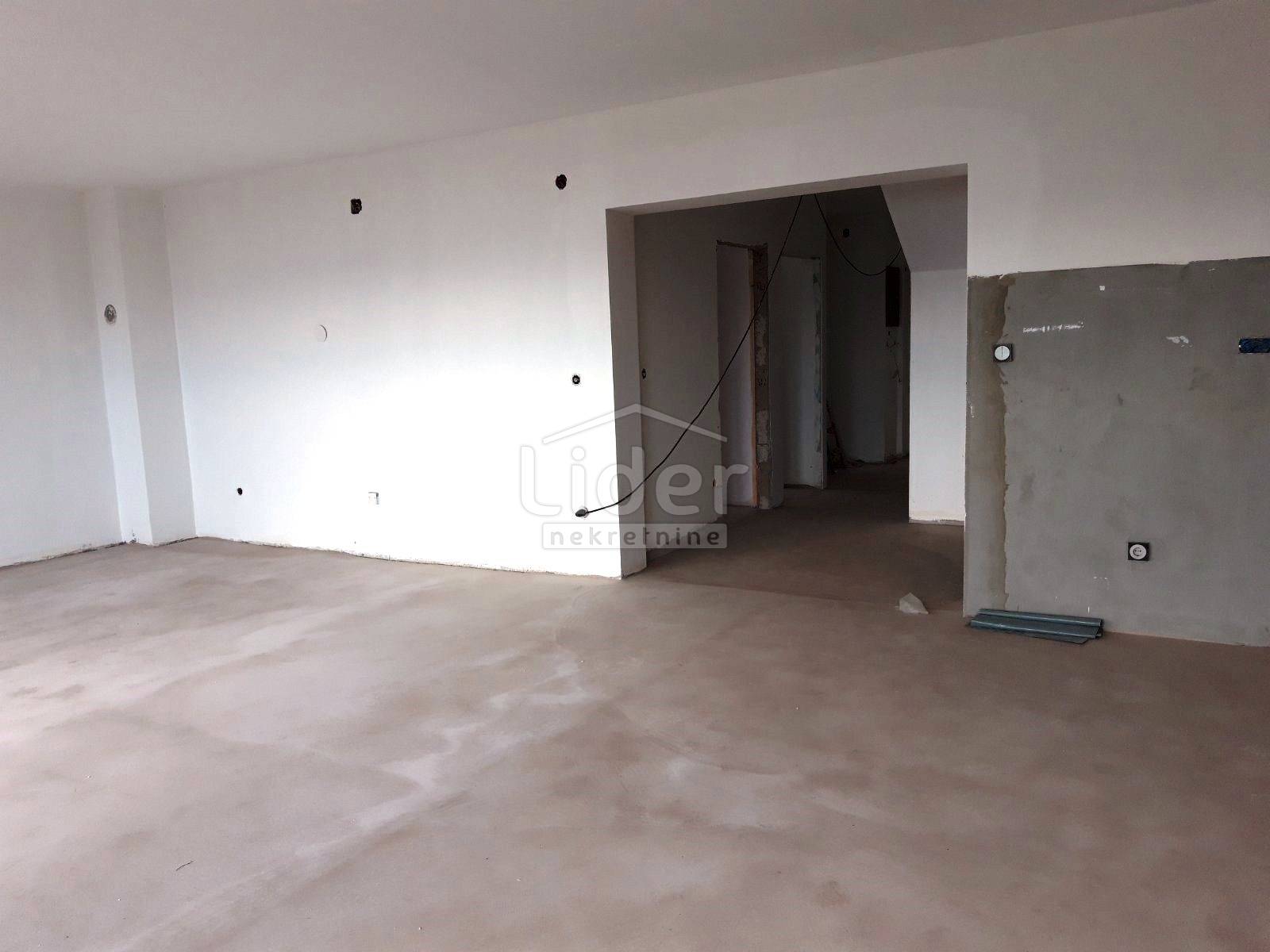 3 rooms, Apartment, 100m², 1 Floor