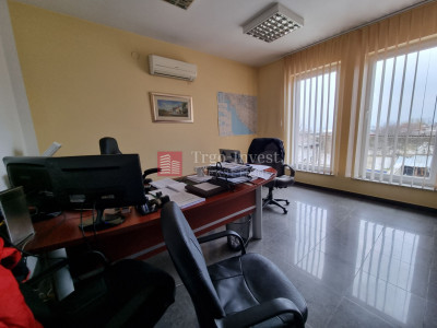 636m², Office, 2 Floor