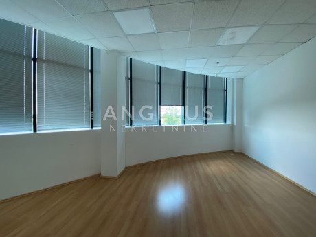 600m², Office, 1 Floor