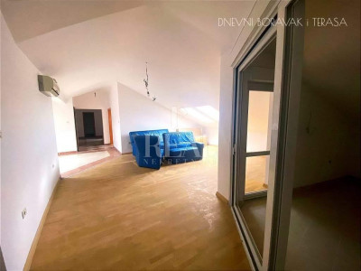 4 rooms, Apartment, 127m²