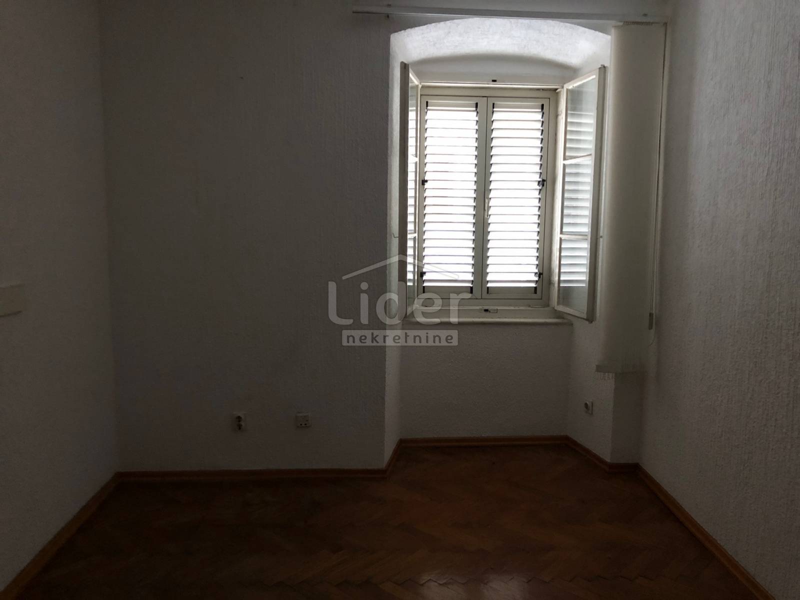 4 rooms, Apartment, 80m², 3 Floor