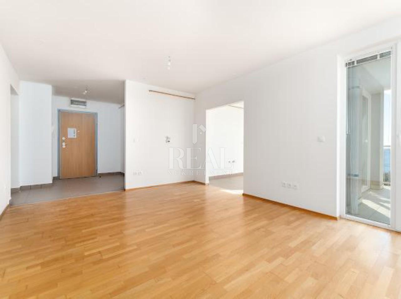 3 rooms, Apartment, 89m², 2 Floor