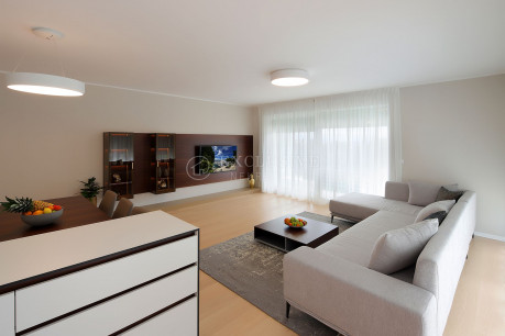 3 rooms, Apartment, 128m², 2 Floor
