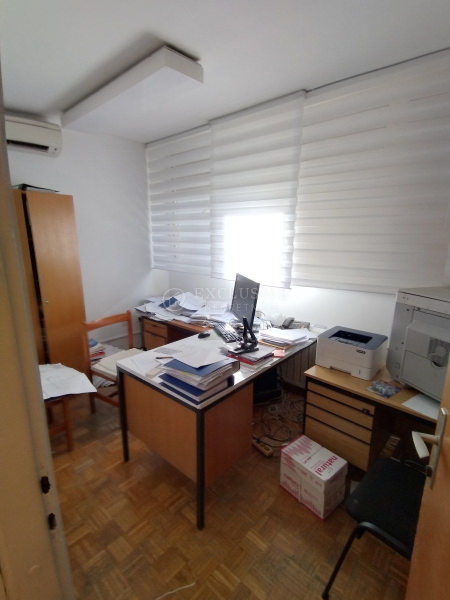 176m², Office, 1 Floor