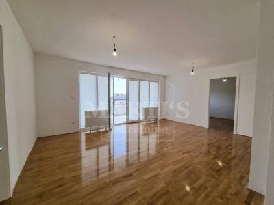3 rooms, Apartment, 124m²