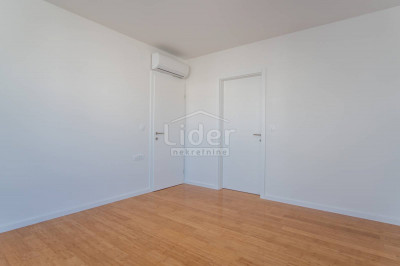 3 rooms, Apartment, 92m², 2 Floor