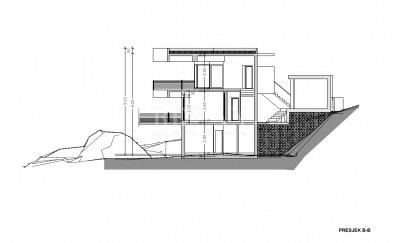 House, 280m², Plot 580m²