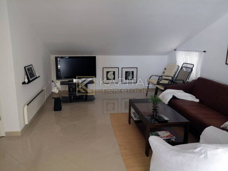 4 rooms, Apartment, 101m², 2 Floor