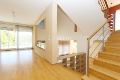 4 rooms, Apartment, 220m², 1 Floor