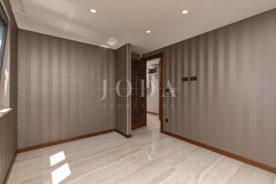 4 rooms, Apartment, 149m², 2 Floor