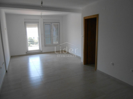 5 rooms, Apartment, 160m², 1 Floor