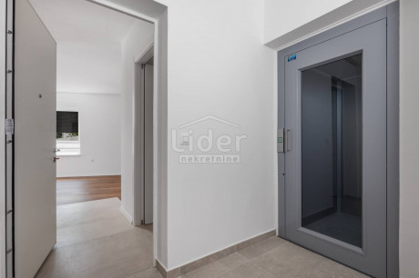 4 rooms, Apartment, 107m², 1 Floor