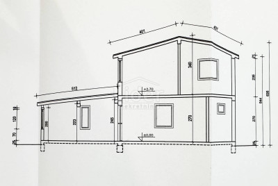 House, 187m², Plot 210m²