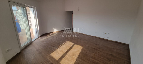 4 rooms, Apartment, 92m², 2 Floor