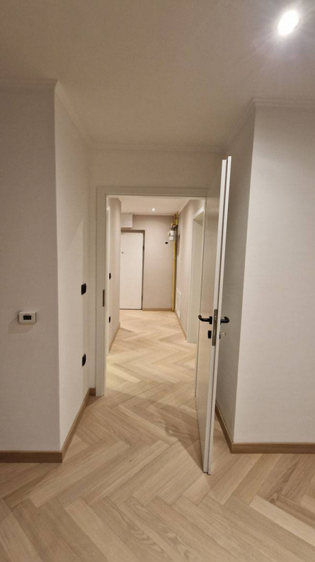 3 rooms, Apartment, 77m², 2 Floor