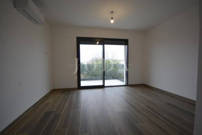 4 rooms, Apartment, 156m², 1 Floor