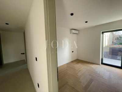 4 rooms, Apartment, 128m², 1 Floor