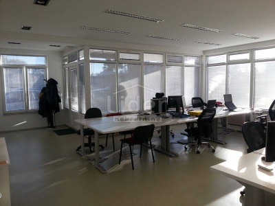 192m², Office, 1 Floor
