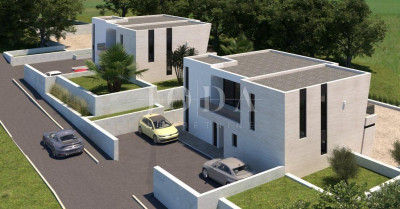 House, 250m², Plot 930m²