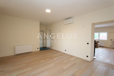 4 rooms, Apartment, 238m², 5 Floor