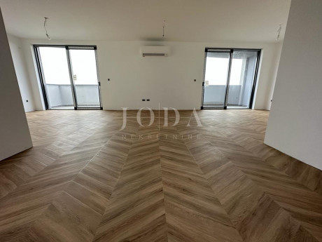 3 rooms, Apartment, 86m², 1 Floor