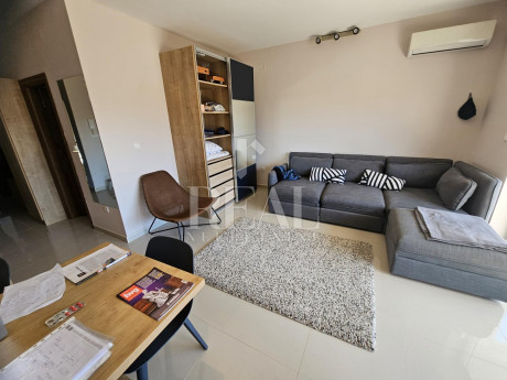 3 rooms, Apartment, 90m², 3 Floor