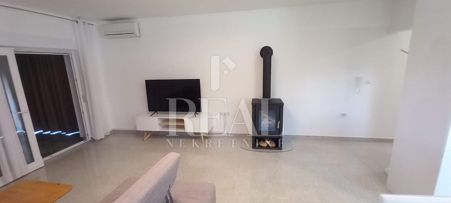 3 rooms, Apartment, 80m², 1 Floor