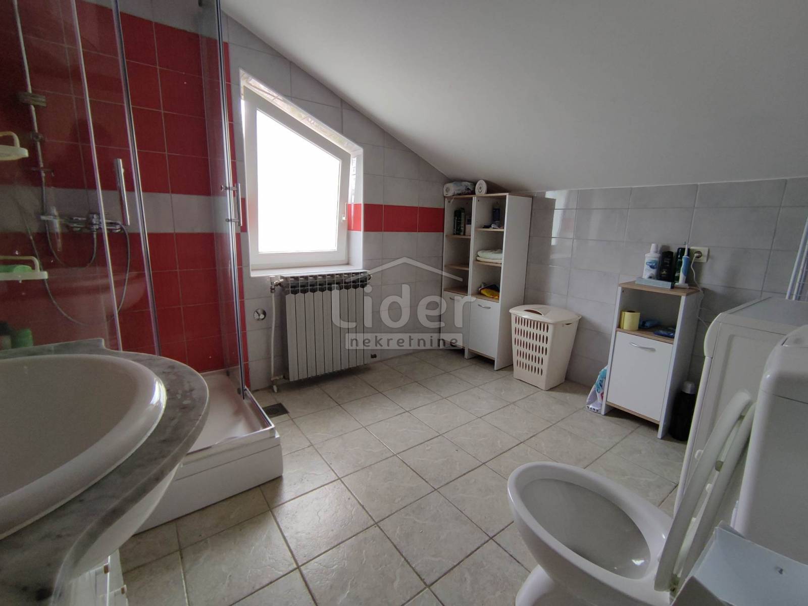 4 rooms, Apartment, 100m², 1 Floor