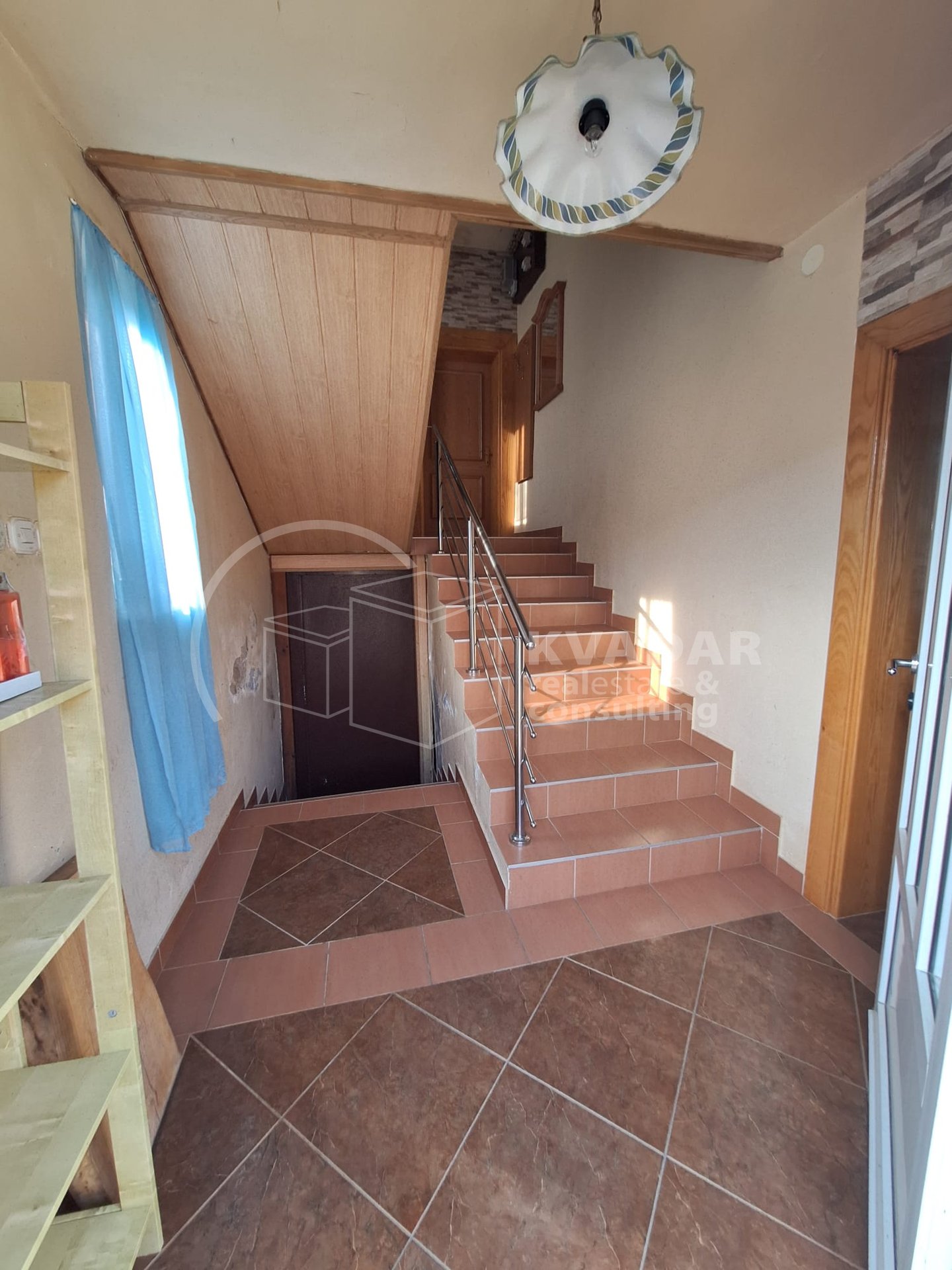 House, 300m², Plot 5629m²