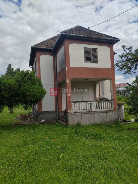 House, 300m², Plot 4491m²