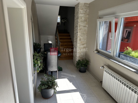 House, 190m², Plot 495m²