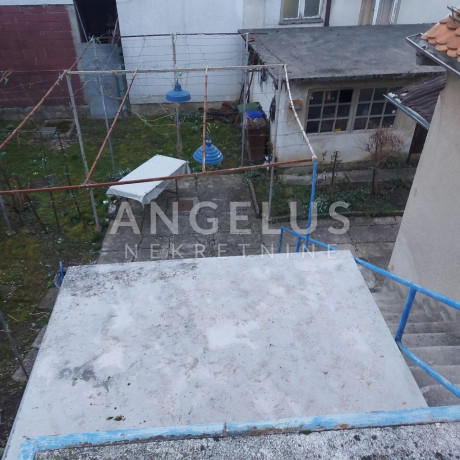 House, 90m², Plot 230m²