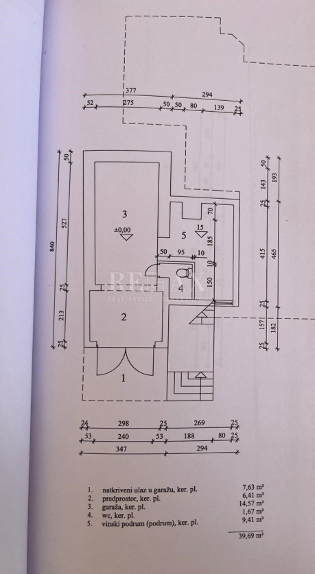 Haus, 279m², Grundstück 125m²