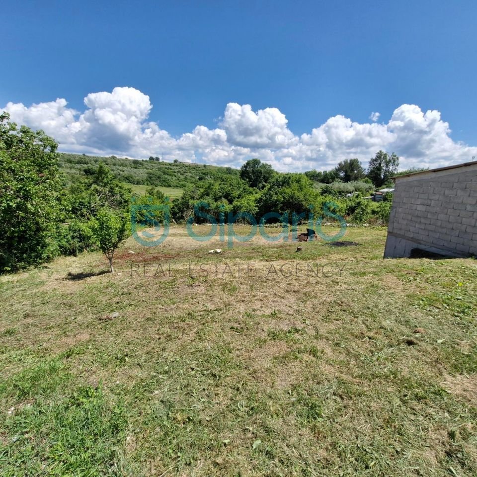 702m², Plot