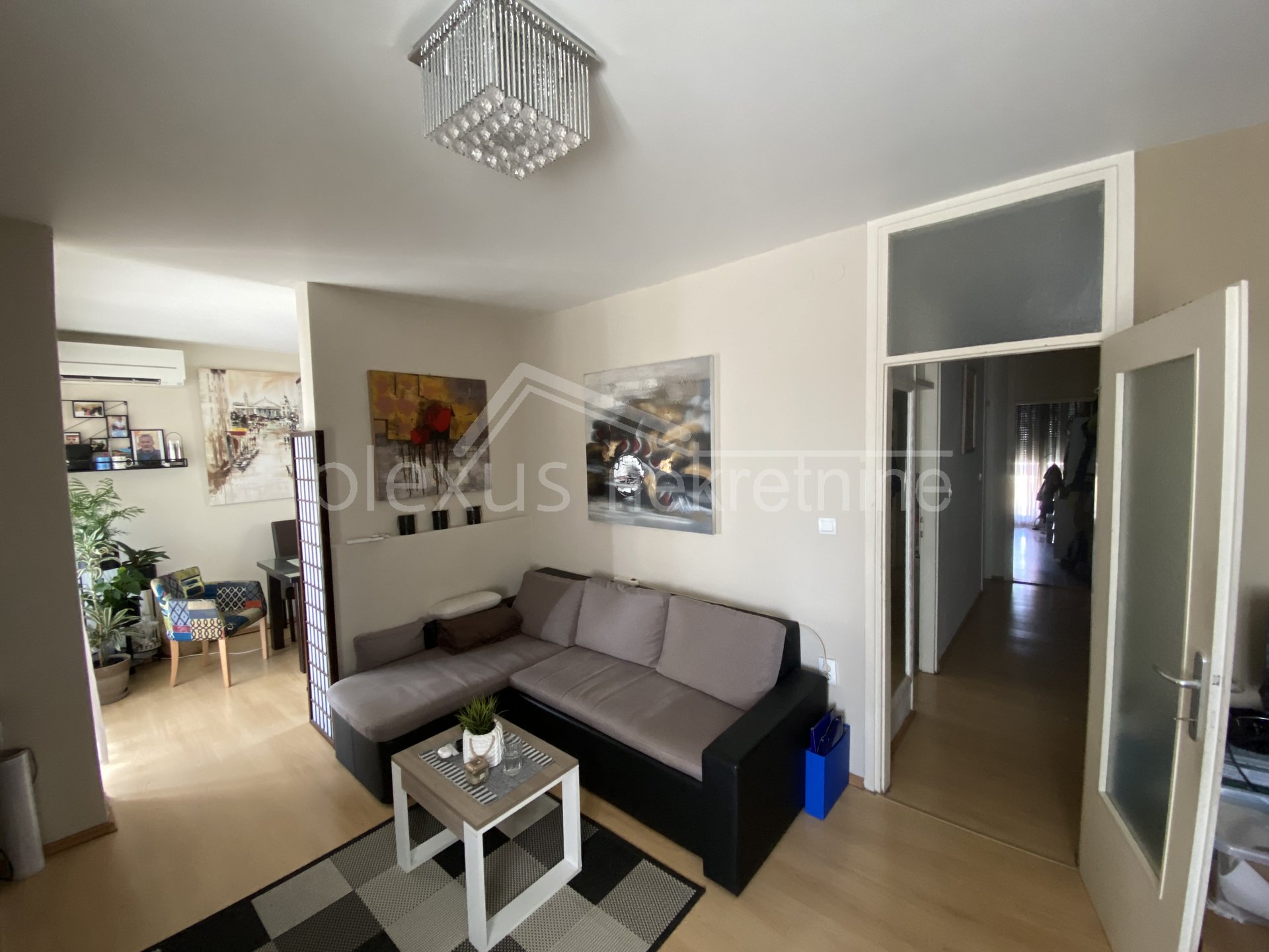 2-Zi., Wohnung, 83m², 13 Etage