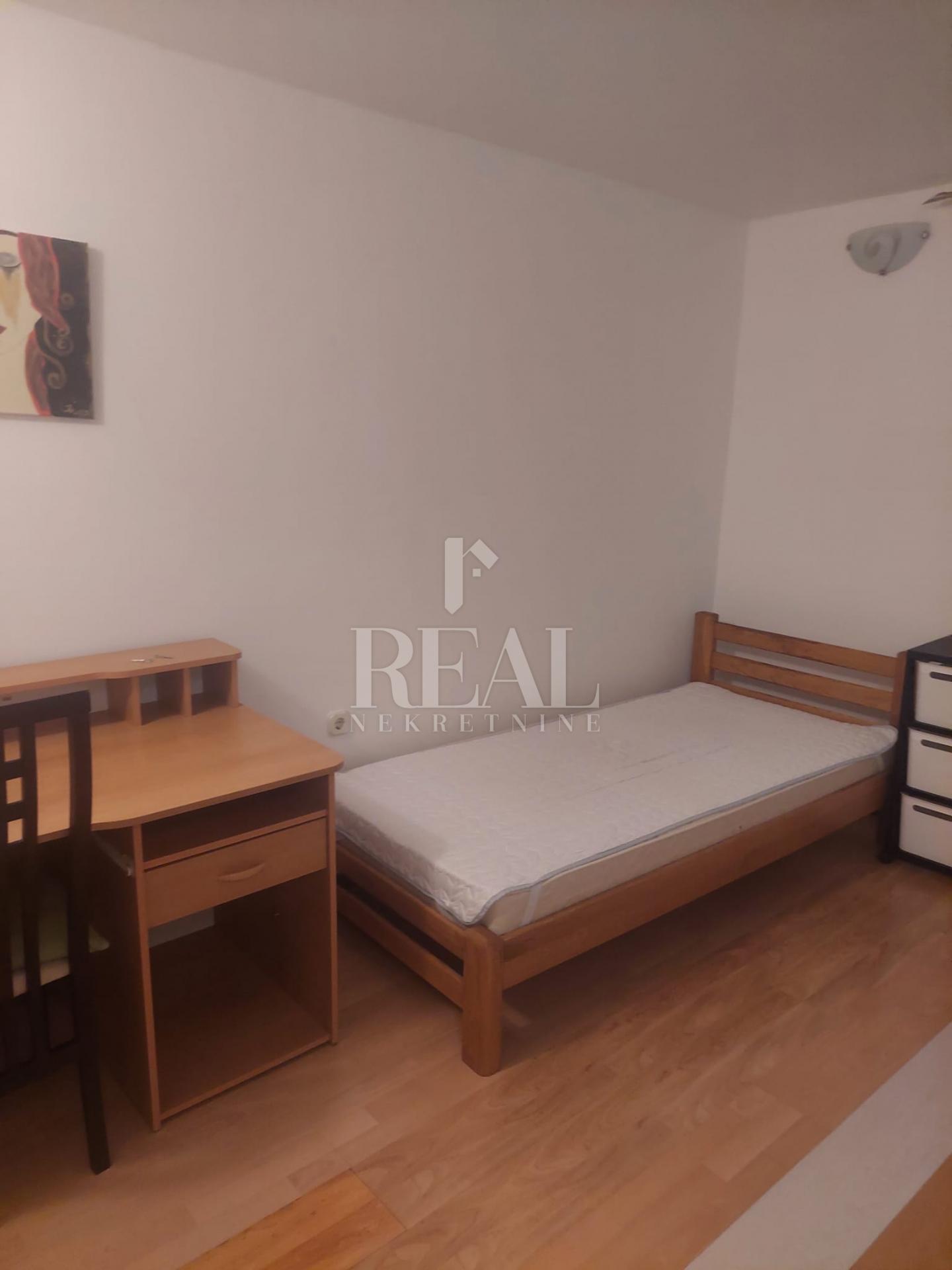 3-к, Квартира, 60м², 3 Этаж