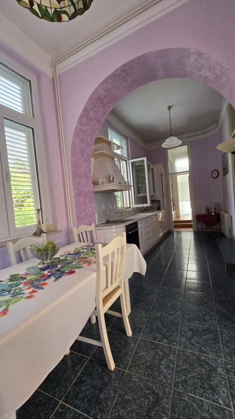 4-locale, Appartamento, 185m², 1 Piano