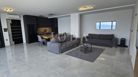 Casa, 180m², Terreno 815m²