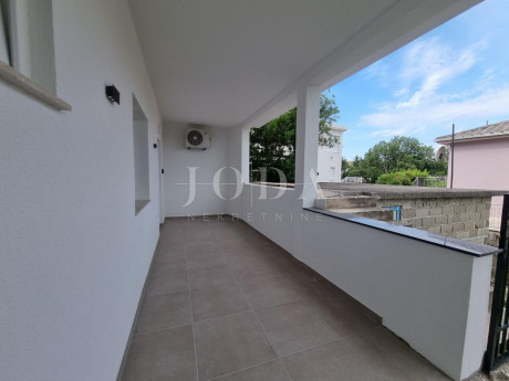 4-locale, Appartamento, 93m², 1 Piano