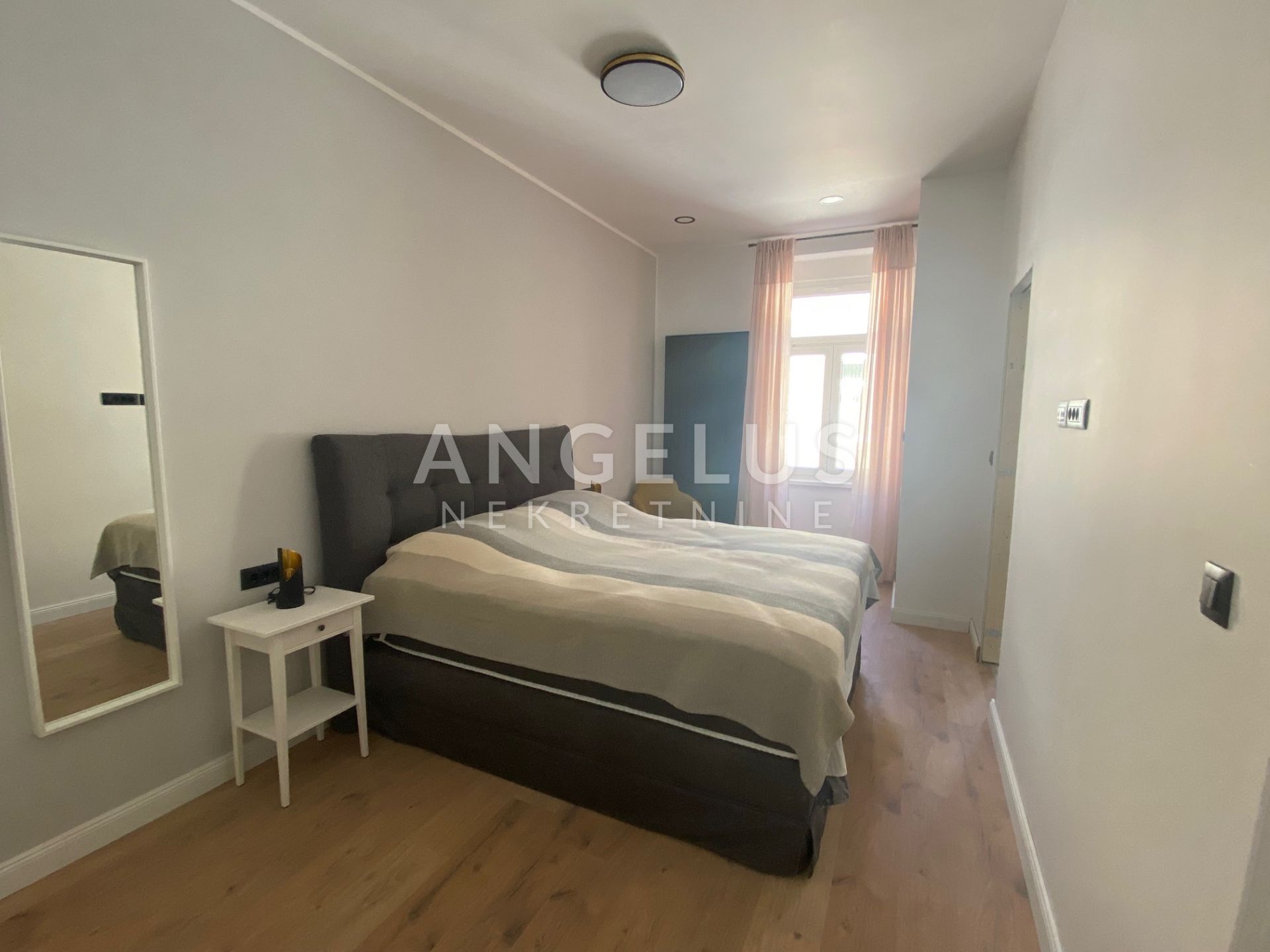 3-Zi., Wohnung, 106m², 4 Etage