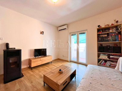 2-locale, Appartamento, 87m², 1 Piano