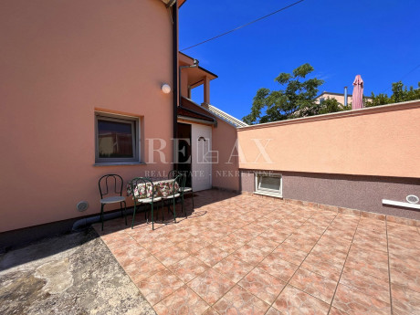 5-locale, Appartamento, 105m², 1 Piano