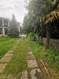 Casa, 320m², Terreno 1274m²