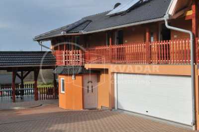 House, 620m², Plot 37335m²