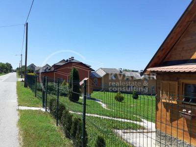 House, 620m², Plot 37335m²